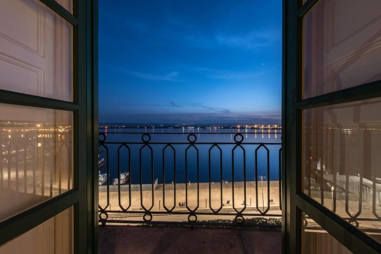 Duomo Seaside Deluxe Apartment By Ortigia Apartments Syracuse Esterno foto