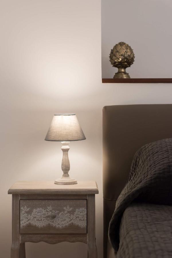 Duomo Seaside Deluxe Apartment By Ortigia Apartments Syracuse Esterno foto